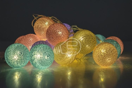 Guirlande lumineuse à boules de coton LED 20pcs nuances de rose, violet, saumon, turquoise Milagro EKD2891 pour piles