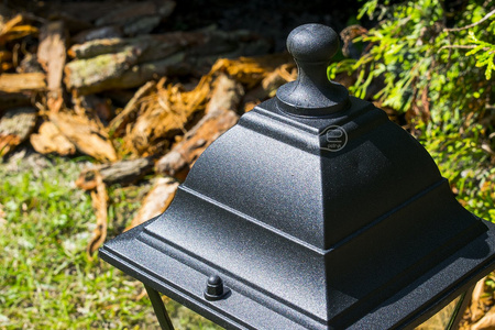 Borne lumineuse de jardin noire, lanterne, en aluminium E27 ECO CLASS LANTERN CLASSIC Ledvance