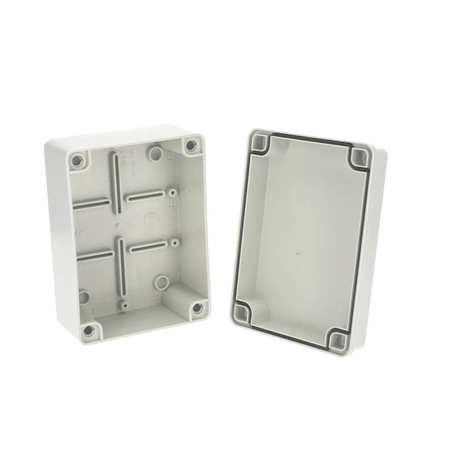 Boîtier: universelles S-BOX 316 PAWBOL